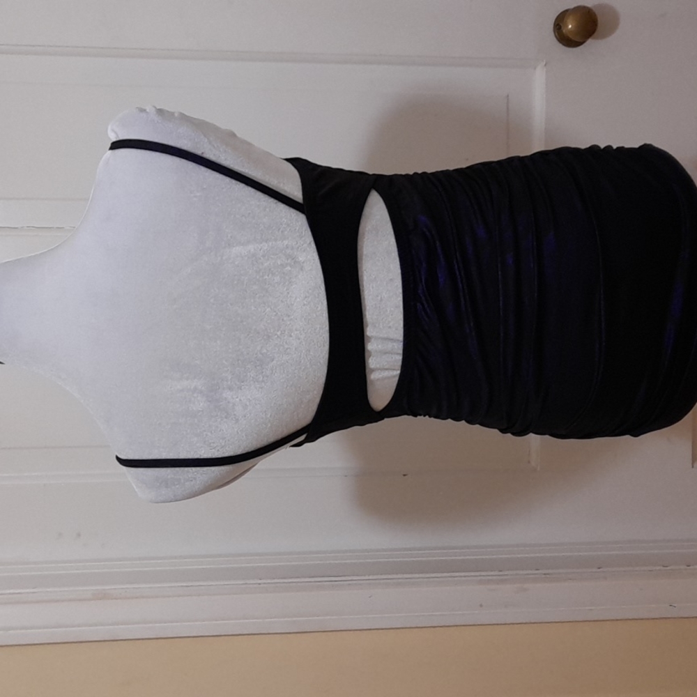 Black and Blue Pee-a-Boo Back Top Size S NWOT - Picture 3 of 6